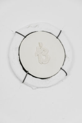 nigin beck exhibition view berlin beware o wanderer 